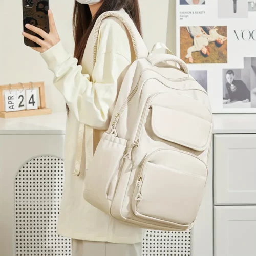 Sac à dos léger femme en nylon imperméable – style urbain et décontracté