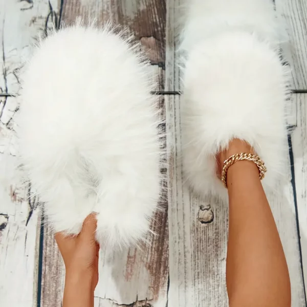 Chaussons femme en fourrure synthétique douce – semelle EVA antidérapante intérieur