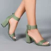 Sandales femme à petit talon confortable – bride réglable et bout ouvert