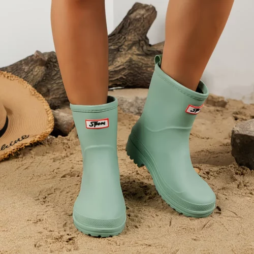 Bottes de pluie femme en caoutchouc chic – style élégant et imperméable