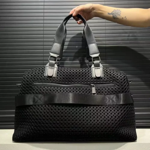 Sac week-end femme en nylon imperméable – bandoulière ajustable et poche avant