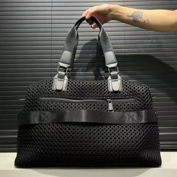 Sac week-end femme en nylon imperméable – bandoulière ajustable et poche avant